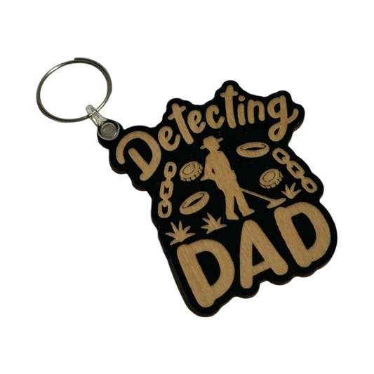 Detecting Dad | Metal Detectorist Wooden Keyring