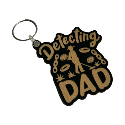 Detecting Dad | Metal Detectorist Wooden Keyring